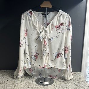 White House, Black market white v-neck blouse